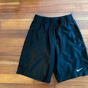 Men’s black basketball shorts